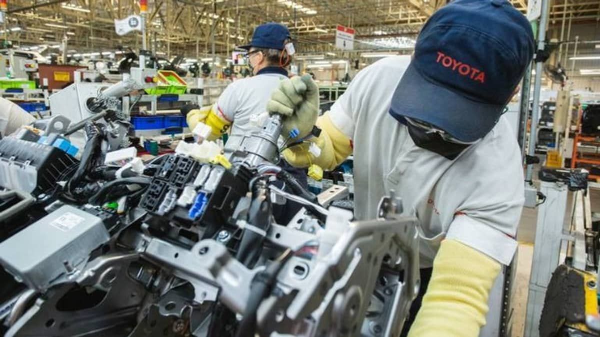 Toyota vai investir R$ 1,7 bilhão em SP para produzir carro híbrido