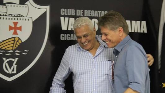 Autuori foi apresentado no Vasco ao lado de Roberto Dinamite, em 2013