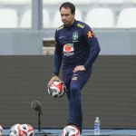 Diniz mantém comissão técnica da Seleção para jogos de outubro; veja os nomes