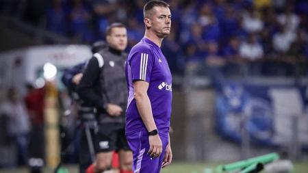 Auxiliar de Pepa, Samuel Correia foi o técnico do Cruzeiro contra o Botafogo