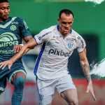Chapecoense vence o Avaí em casa e sai do Z4 da Série B do Brasileiro