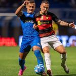 Sport marca no apagar das luzes e empata com o Avaí na Ressacada