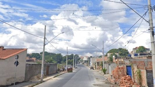 Avenida Imbiruçu, 8, no bairro  Industrial São Luiz