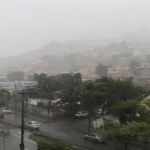 Chove forte em Belo Horizonte e vias são interditadas; confira recomendações