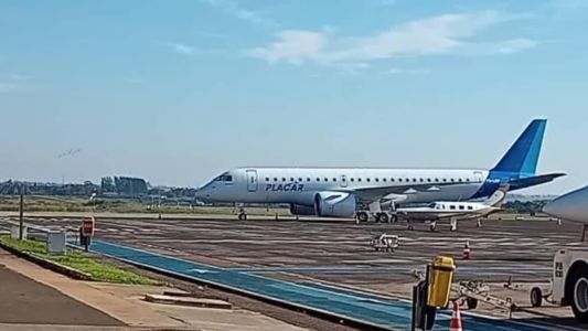 Avião de Leila Pereira chega ao Brasil