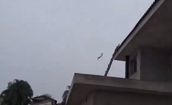 Vídeo de outro ângulo mostra queda de avião da Voepass e barulho ensurdecedor: 'Nosso Deus'
