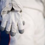 Prada assinará trajes espaciais lunares para missão da Nasa