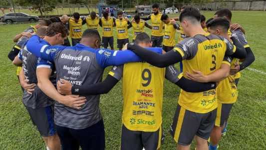 Aymorés, líder do Módulo II do Campeonato Mineiro