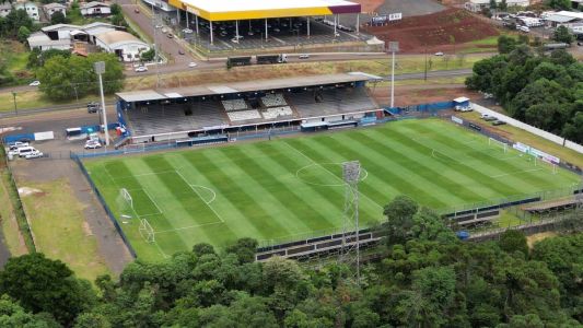 Estádios os Pioneiros, palco da partida entre Azuriz e Athletico, nesta sexta-feira (21)