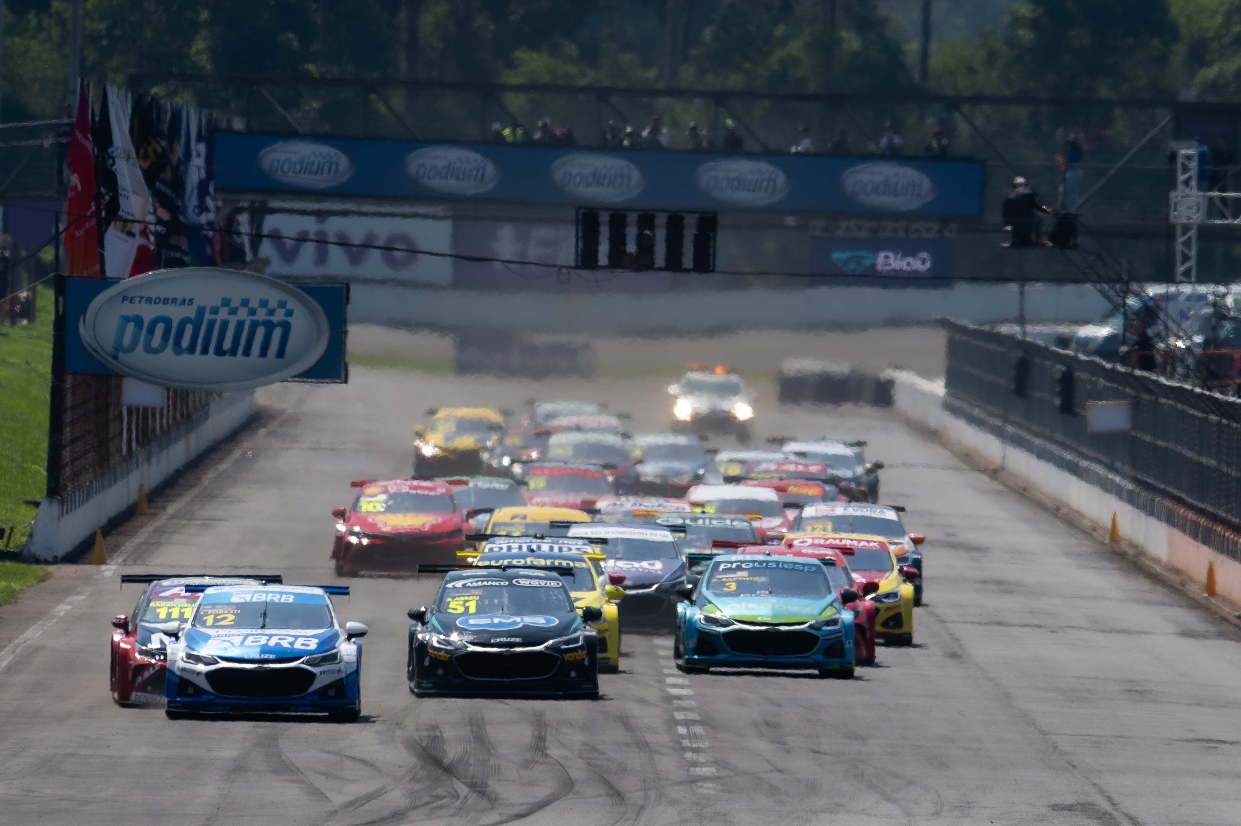 Programação completa da Stock Car neste domingo (8)