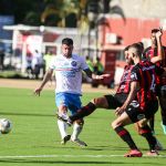 Vitória arranca virada, vence o Bahia e abre vantagem na final do Baiano