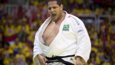 Baby foi um dos medalhistas neste sábado (13)