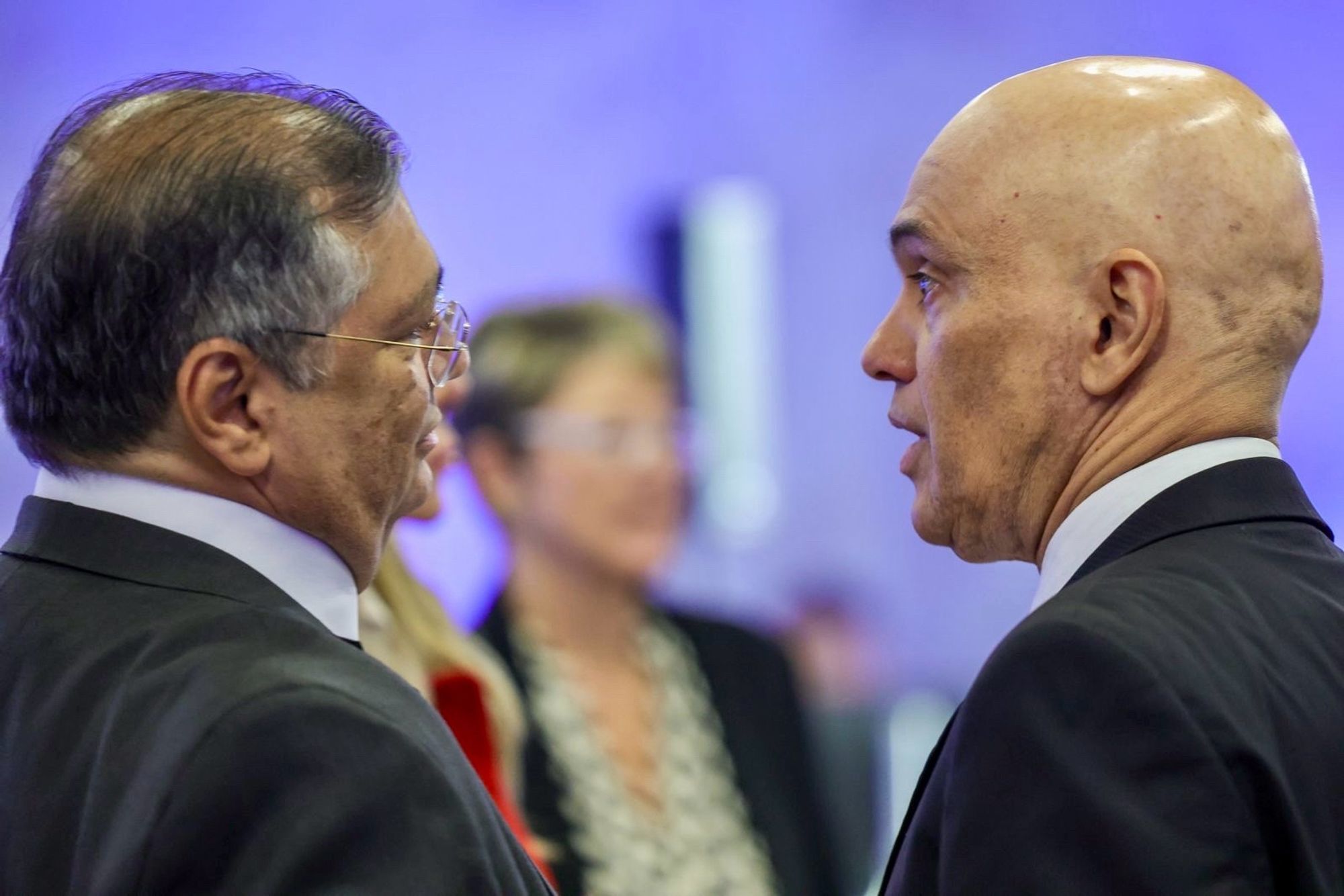 Dino defende decisões monocráticas do STF após reação à suspensão do PL da Dosimetria