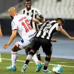 Botafogo perde para Bahia com gol no fim e deixa liderança da Série A do Brasileiro