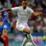 Goleiro do Bahia lamenta gol do Grêmio no fim: 'Jogo estava na mão'