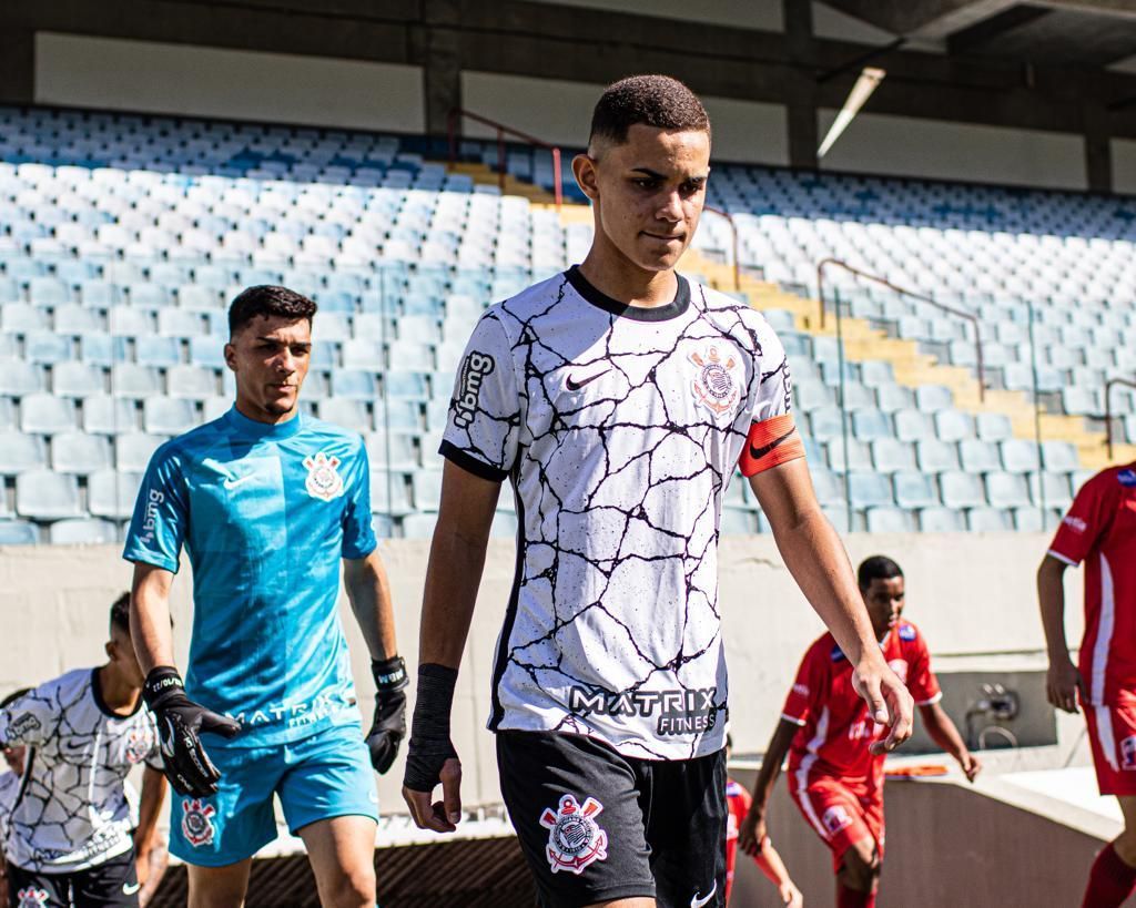 Dupla do Corinthians projeta início do Brasileirão Sub-20