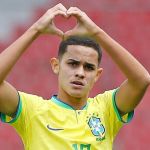 Vídeo: jovem do Corinthians marca golaço em vitória da Seleção Sub-17