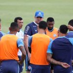 Bahia realiza treino coletivo em preparação para duelo contra o Inter