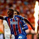 Bahia bate Fortaleza e respira na luta contra o rebaixamento do Brasileirão