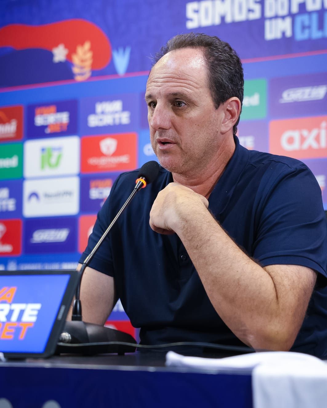 Rogério Ceni faz avaliação sobre estreias de reforços do Bahia; confira