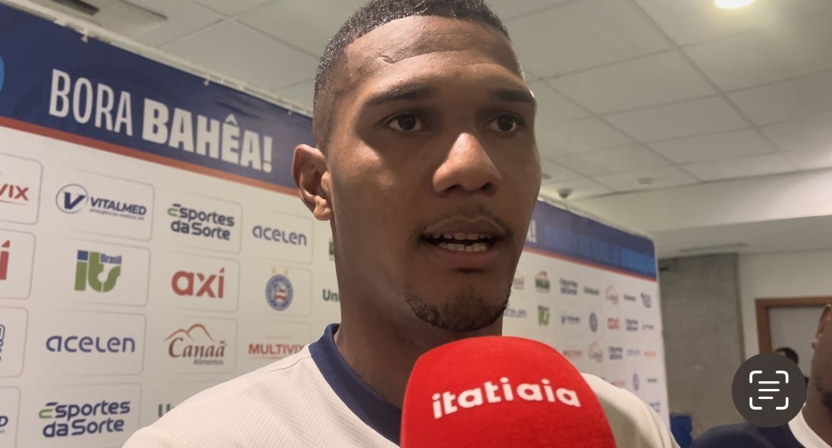 Após vaias, goleiro do Bahia reconhece partida ruim: 'Deixei a desejar'