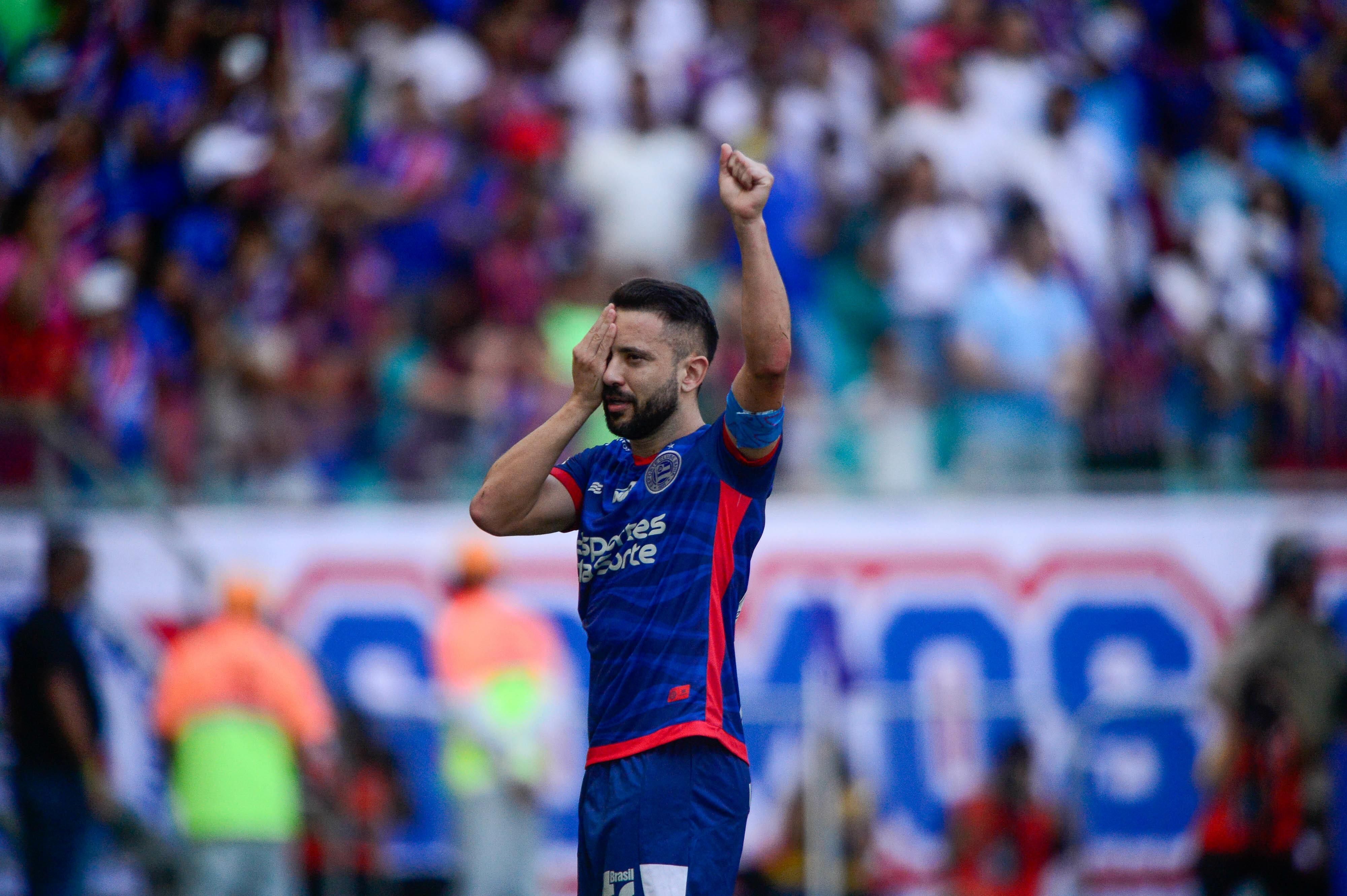 Everton Ribeiro marca, e Bahia vence clássico contra o Vitória pelo Brasileirão