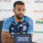 Após falas de Ceni, volante do Bahia garante 'totais condições' de jogar 90 minutos