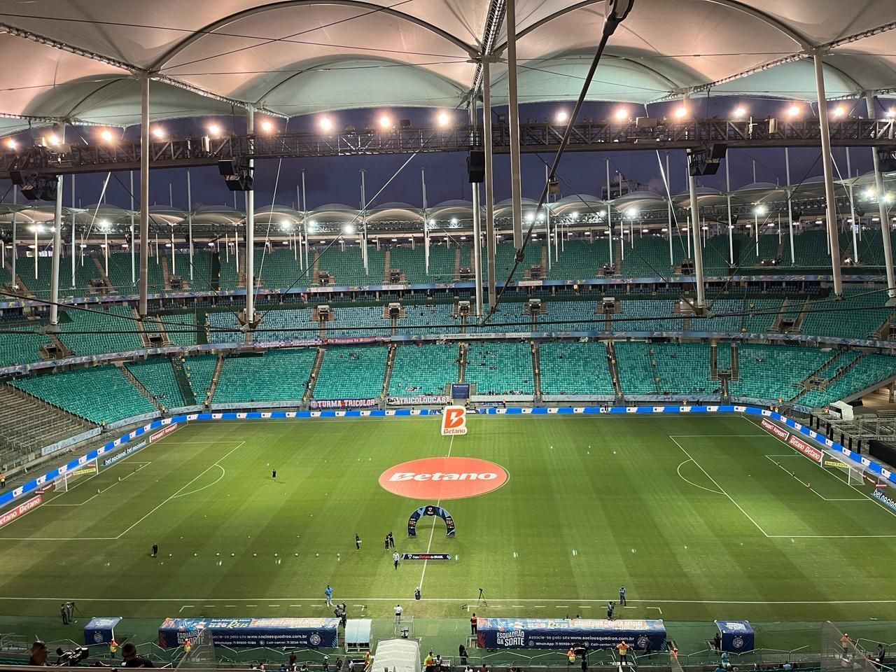 Escalação do Bahia: Ceni surpreende e repete time para Copa do Brasil