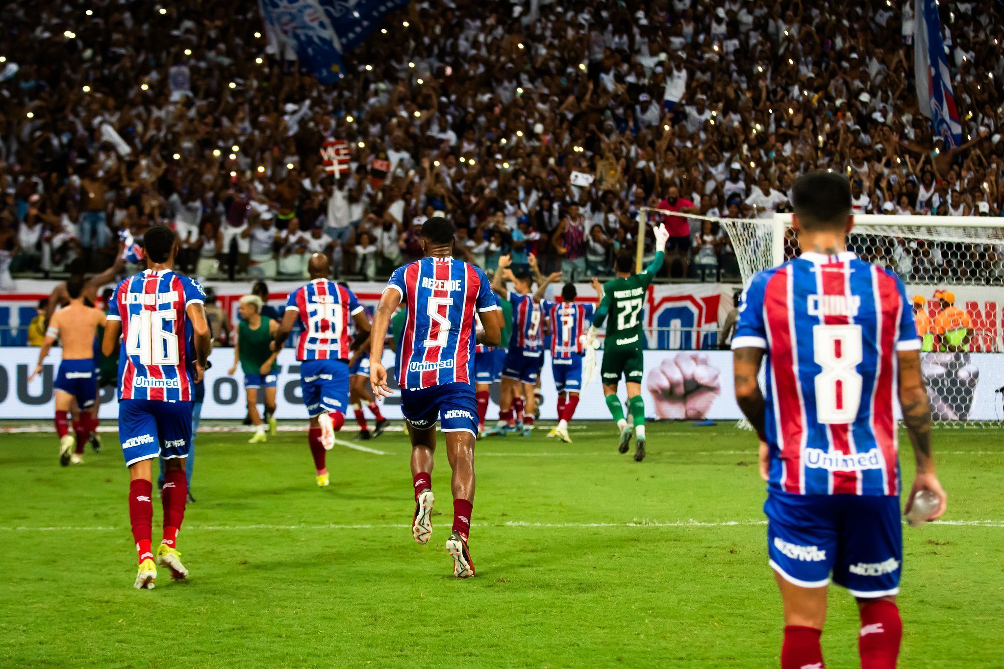 Bahia mostra força em decisões e atinge melhor sequência invicta desde 2020