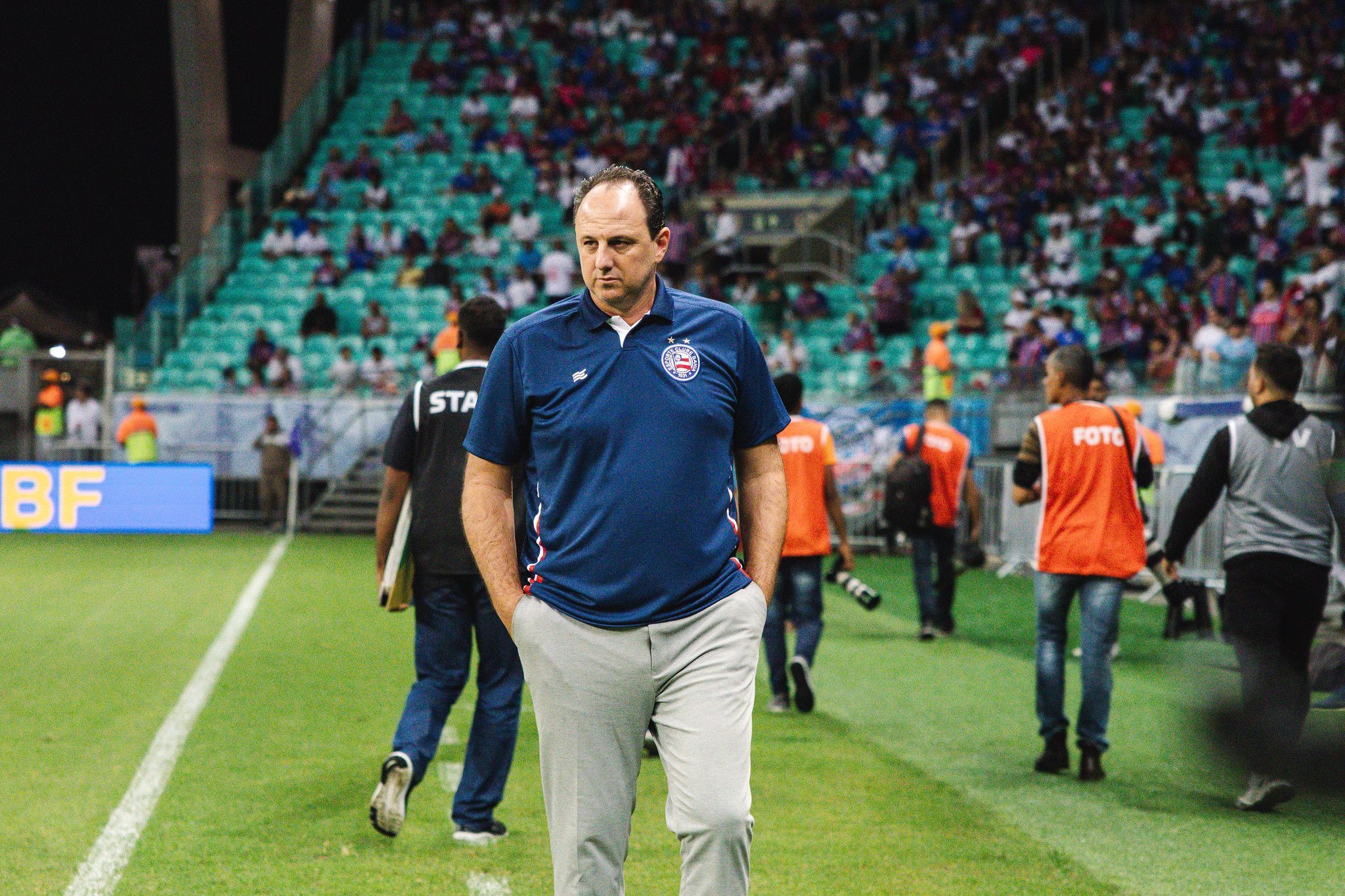 Rogério Ceni, do Bahia, exalta Vitória antes de clássico e revela encontro com Carpini