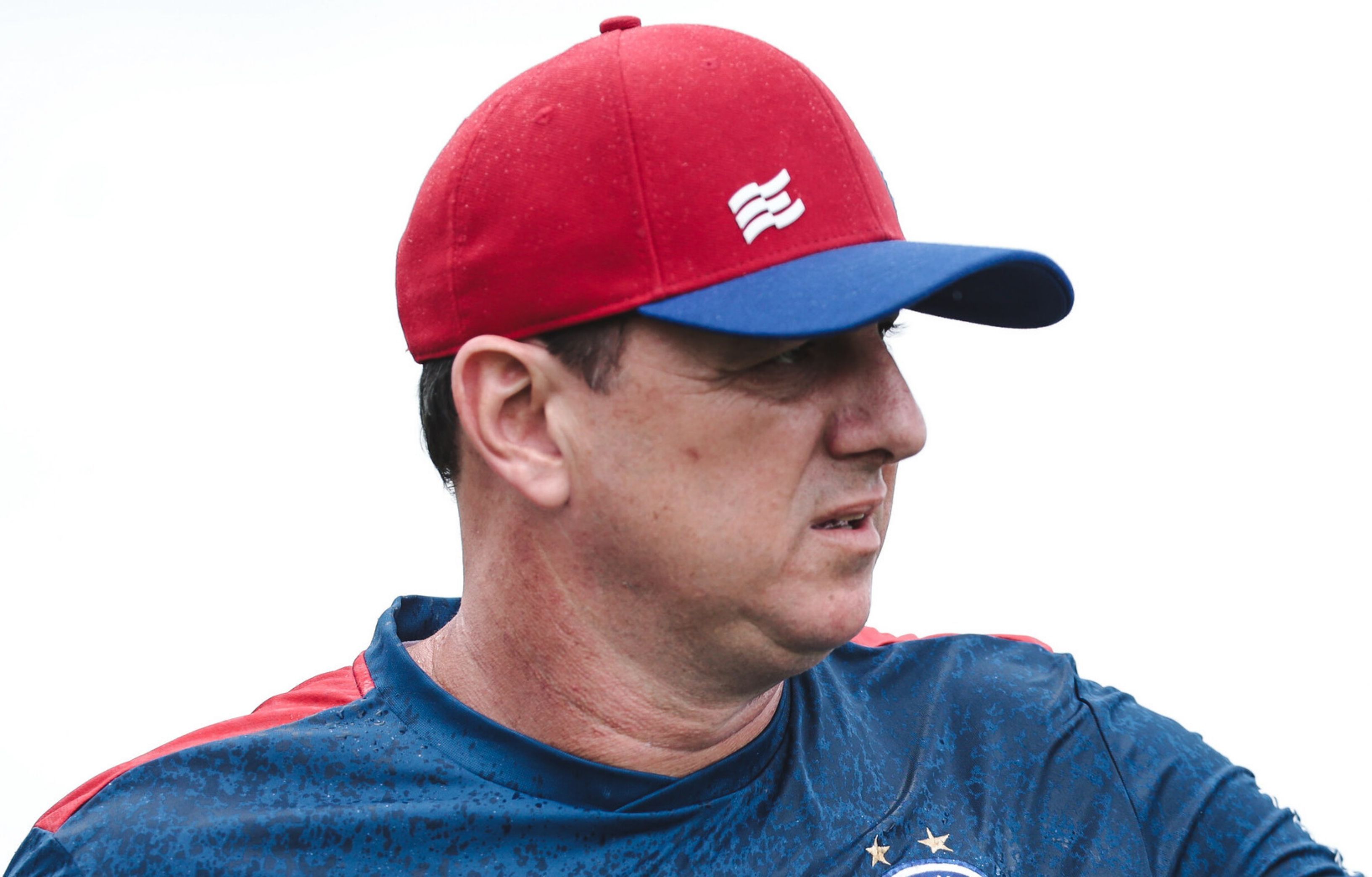 Escalação do Bahia: Rogério Ceni deve mudar equipe contra o Criciúma