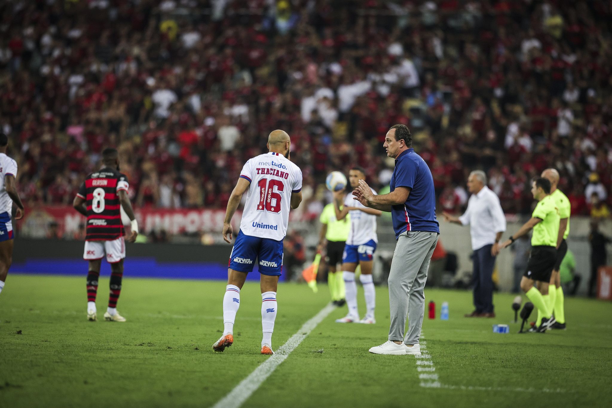 Rogério Ceni reclama de ineficácia do Bahia no ataque após queda na Copa do Brasil