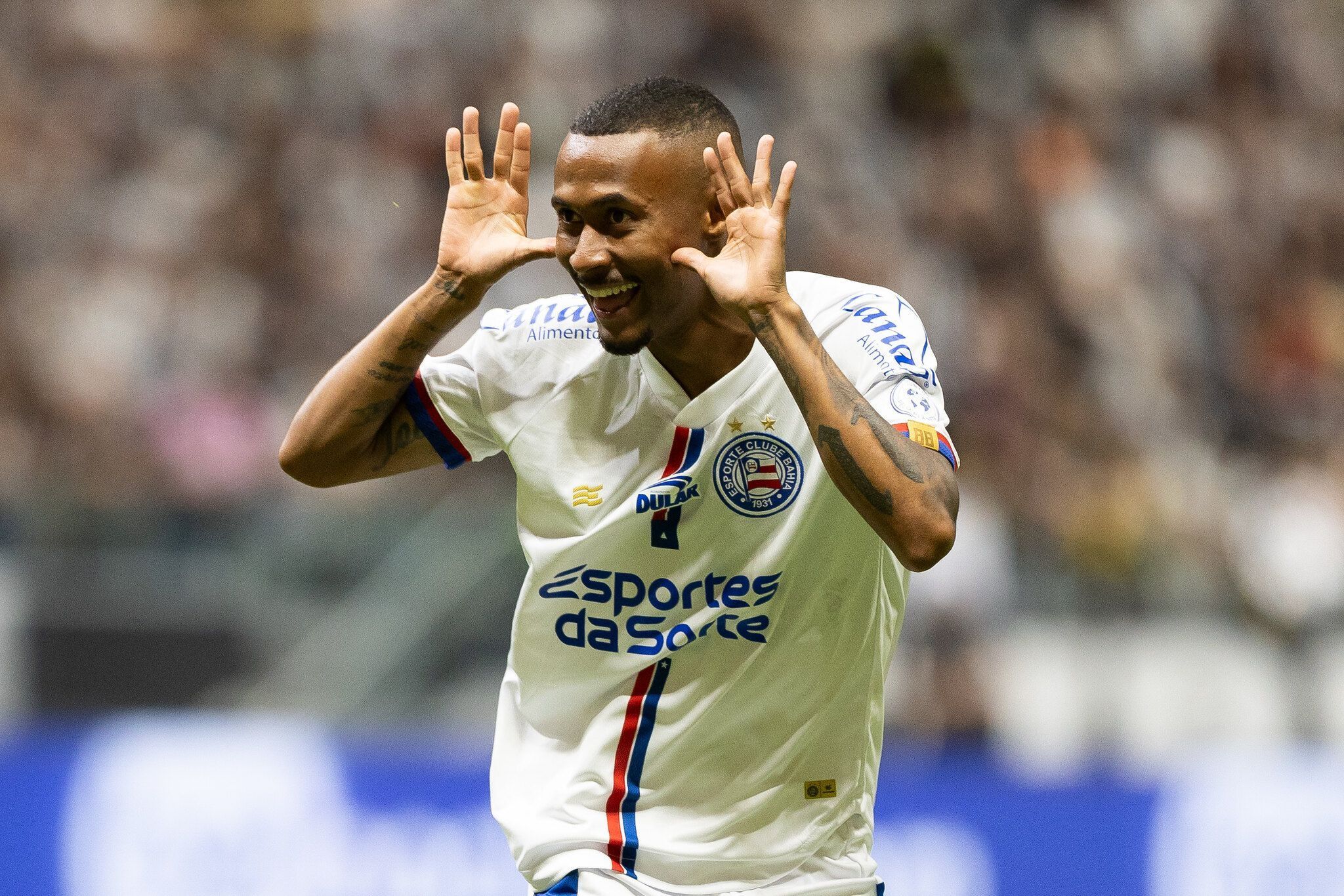 Ademir explica comemoração de golaço pelo Bahia e nega mágoa com o Atlético