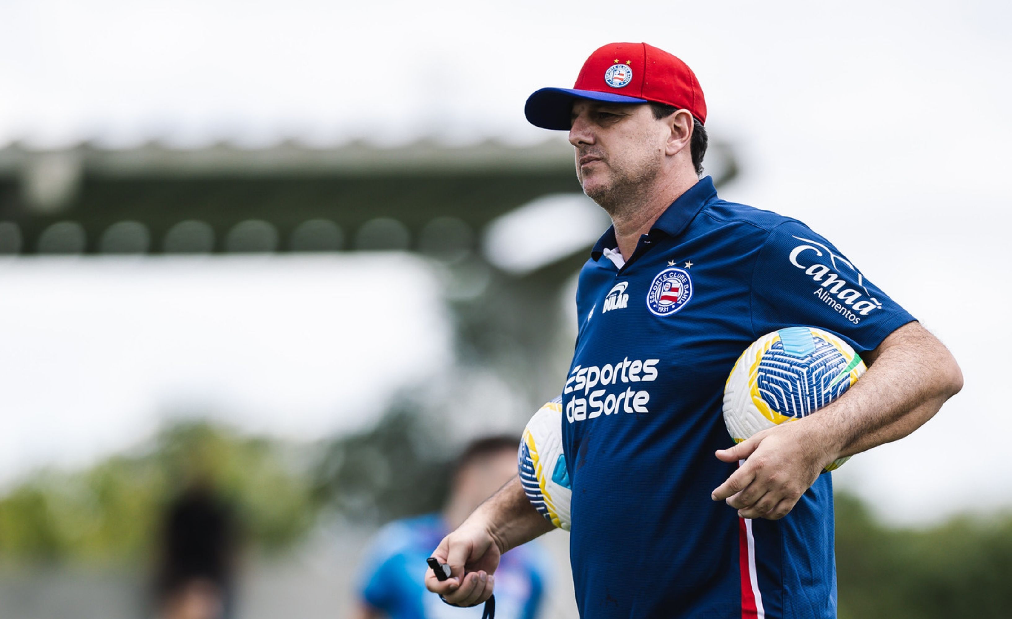 Sem Everton Ribeiro e Biel, Bahia faz último treino antes de viagem ao RS