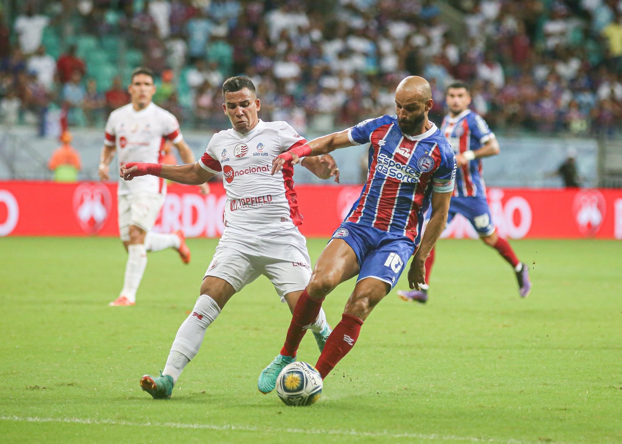 Bahia faz três no Náutico e avança para a semifinal da Copa do Nordeste
