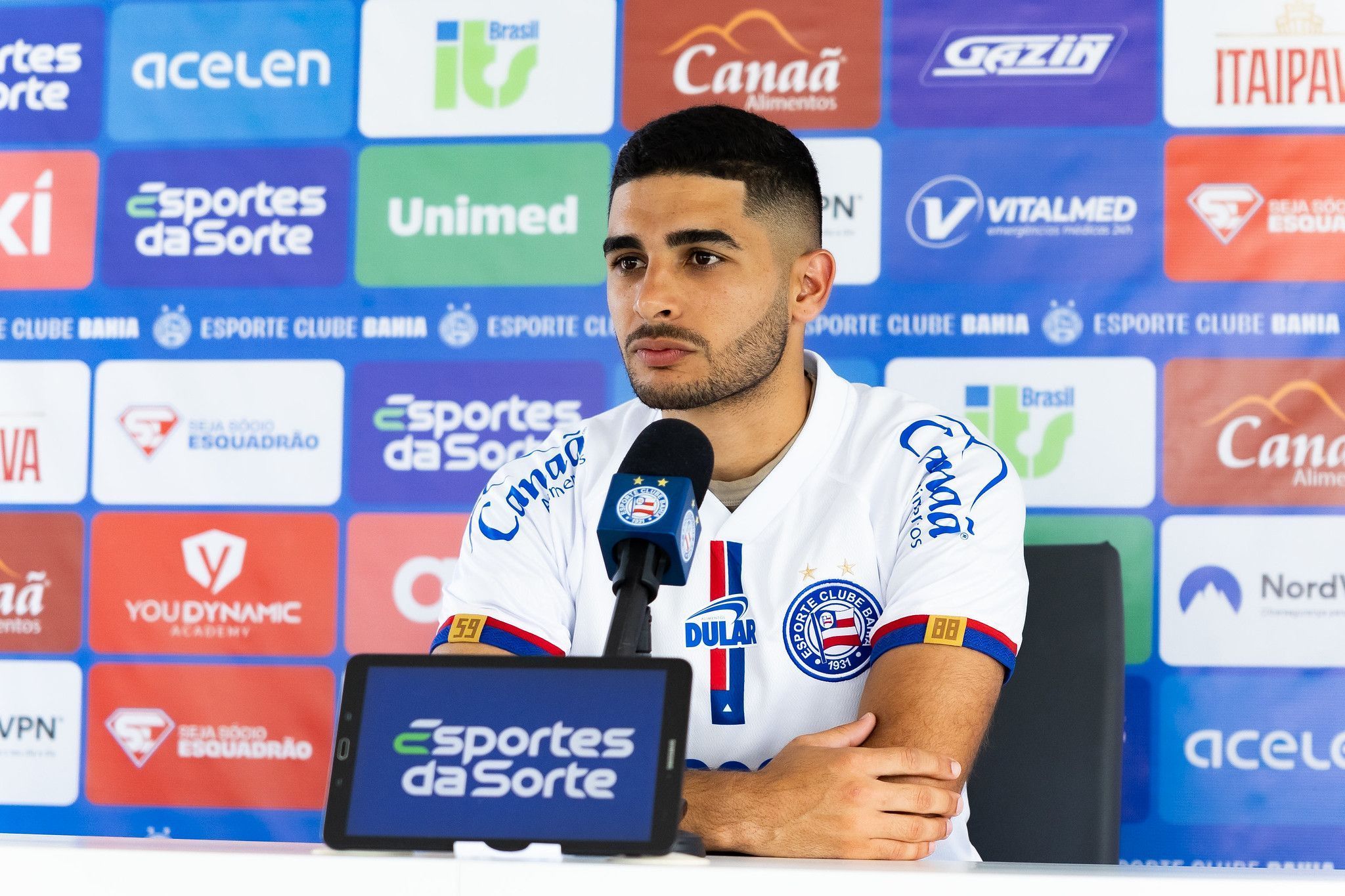 Michel Araújo revela como foi conversa com Ceni para fechar com o Bahia