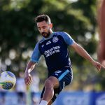 Botafogo x Bahia: Everton Ribeiro revela o que pensa sobre gramado sintético