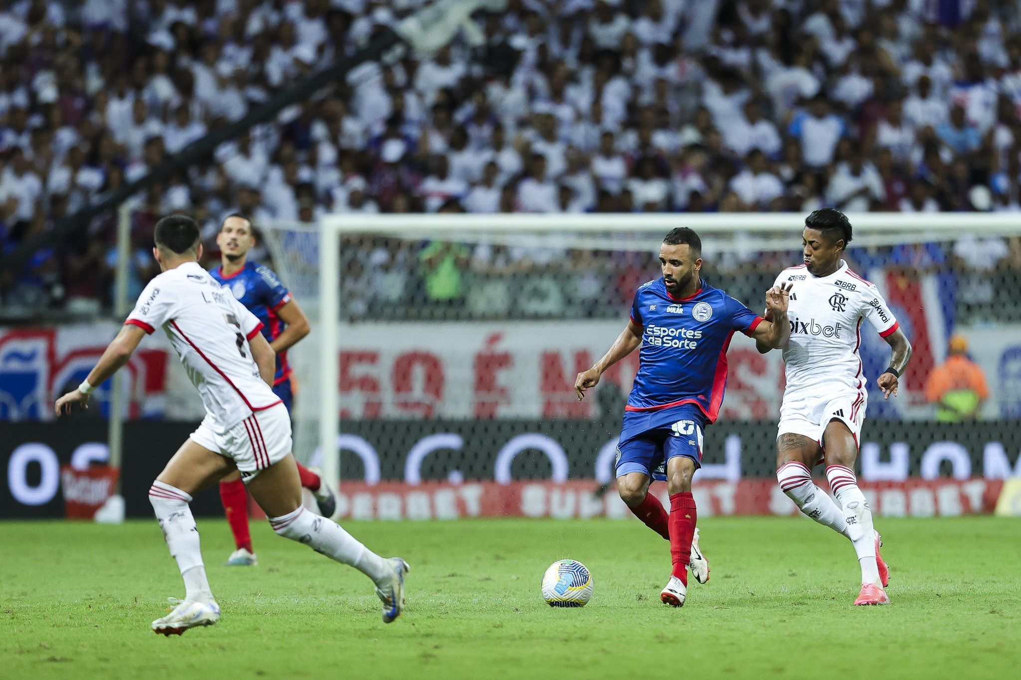 Meia diz como Bahia pode reverter duelo com Flamengo na Copa do Brasil