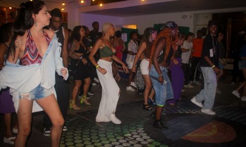 baile charme damata - Amanda Divulgação.jpg