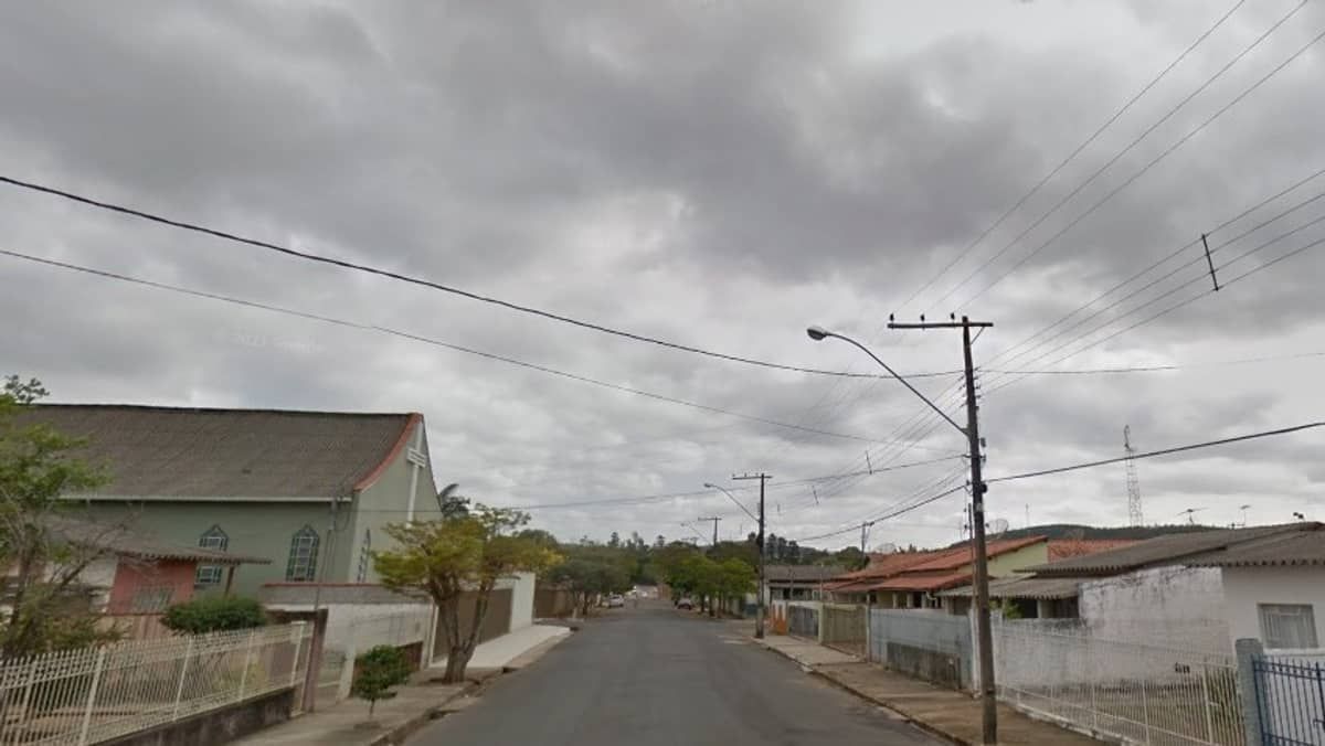 Balsa que atravessa Rio Verde continua interditada pela Marinha, no Sul de Minas 