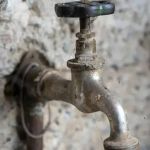 Ribeirão das Neves está sem água nesta quinta-feira; saiba quando serviço volta