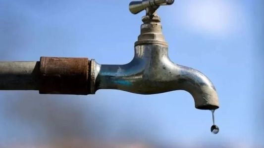Dezesseis bairros estão sem água neste sábado