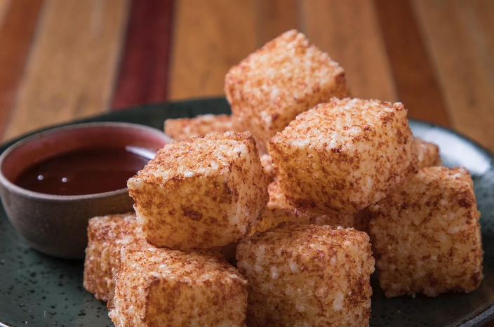 Dadinho de tapioca: Chef conta história e compartilha receita original do prato