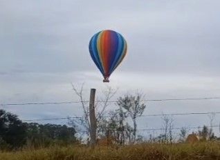 Vídeo mostra balão perdendo altura pouco antes de acidente em SP