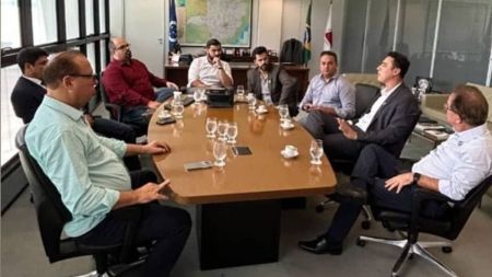 Bancada do PSD reunida com secretário de Governo e vice-governador de Minas