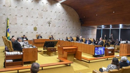 Bancada evangélica fala em ações para pressionar magistrados em julgamento sobre aborto.