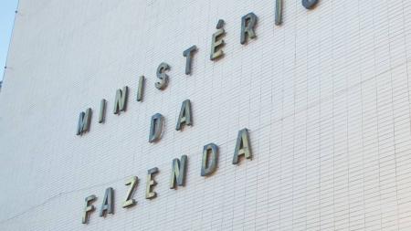 Governo libera R$ 5,7 bi no orçamento´.