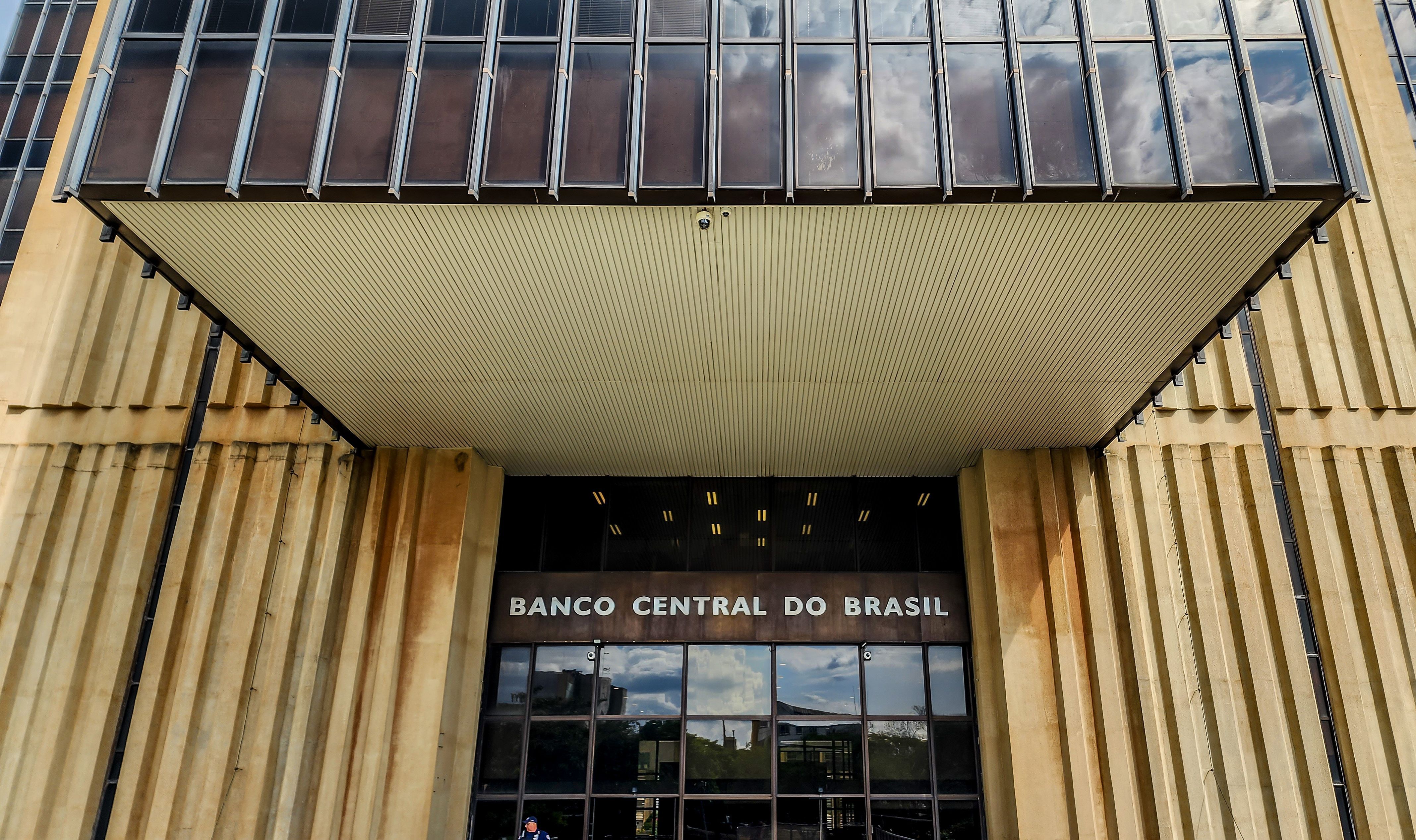 Janeiro começa com expectativa de queda da taxa de juros em reunião do Copom marcada para o fim do mês