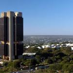 Mercado projeta nova alta dos juros em 2025, aponta Boletim Focus
