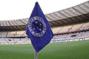 Governador de MG garante jogos do Cruzeiro no Mineirão após decreto sobre bets